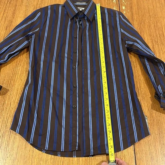 EXPRESS Men’s Black/Blue Striped Fitted Buttoned Down Shirt - Picture 6 of 7